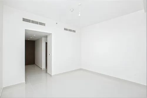 2 Bedrooms Apartment in Boulevard Crescent Tower 1