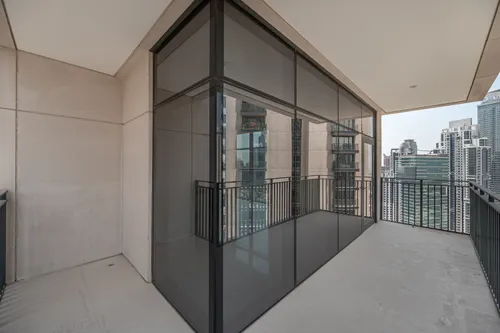 2 Bedrooms Apartment in Boulevard Crescent Tower 1