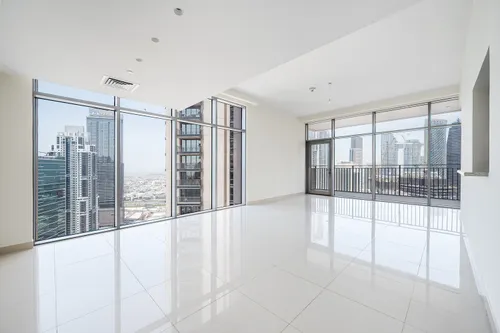 2 Bedrooms Apartment in Boulevard Crescent Tower 1