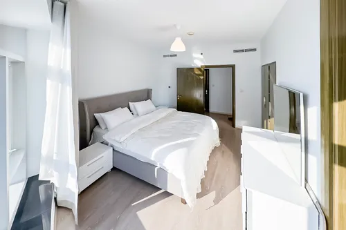 1 Bedroom Apartment in The Lofts West