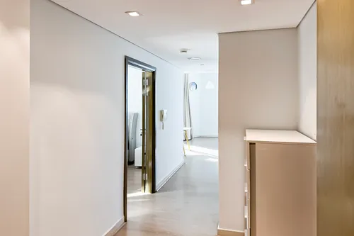 1 Bedroom Apartment in The Lofts West