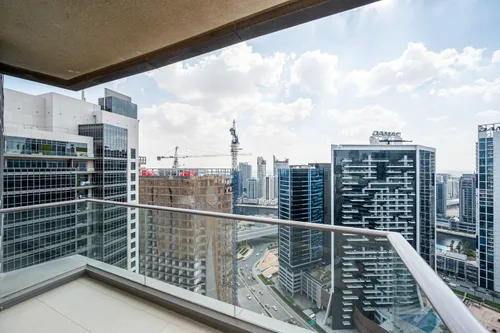 2 Bedrooms Apartment in South Ridge 1