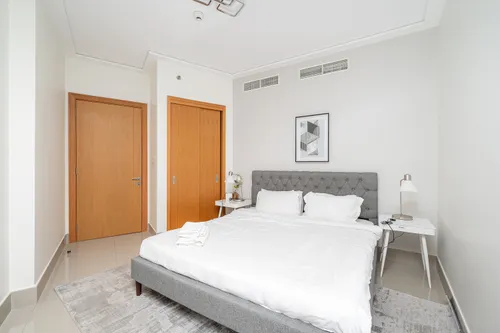 2 Bedrooms Apartment in Opera Grand