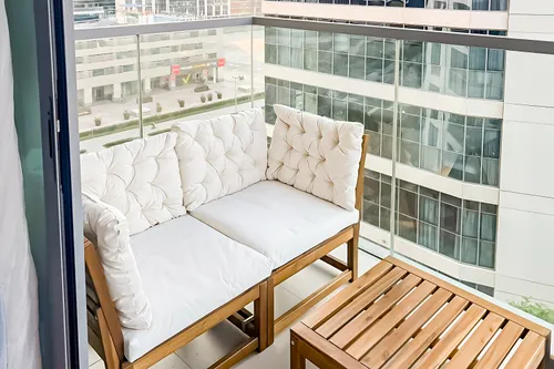 1 Bedroom Apartment in Bellevue Tower 2
