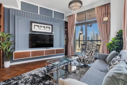 2 Bedrooms Apartment in Bellevue Tower 1