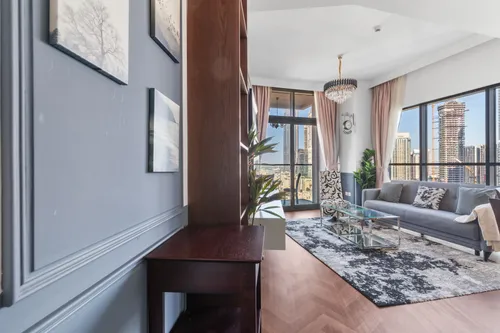 2 Bedrooms Apartment in Bellevue Tower 1