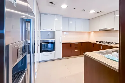2 Bedrooms Apartment in Burj Vista Tower 1