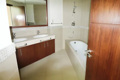 2 Bedrooms Apartment in Burj Vista Tower 1
