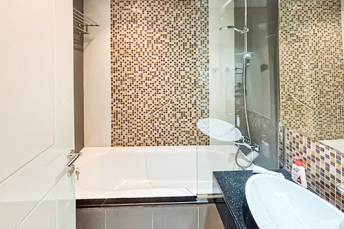3 Bedrooms Apartment in Upper Crest