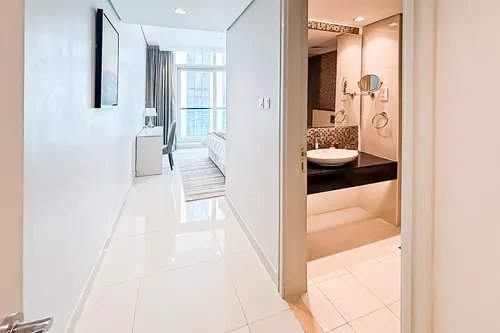 3 Bedrooms Apartment in Upper Crest
