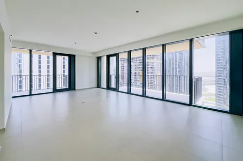 2 Bedrooms Office Space in BLVD Heights Tower 1