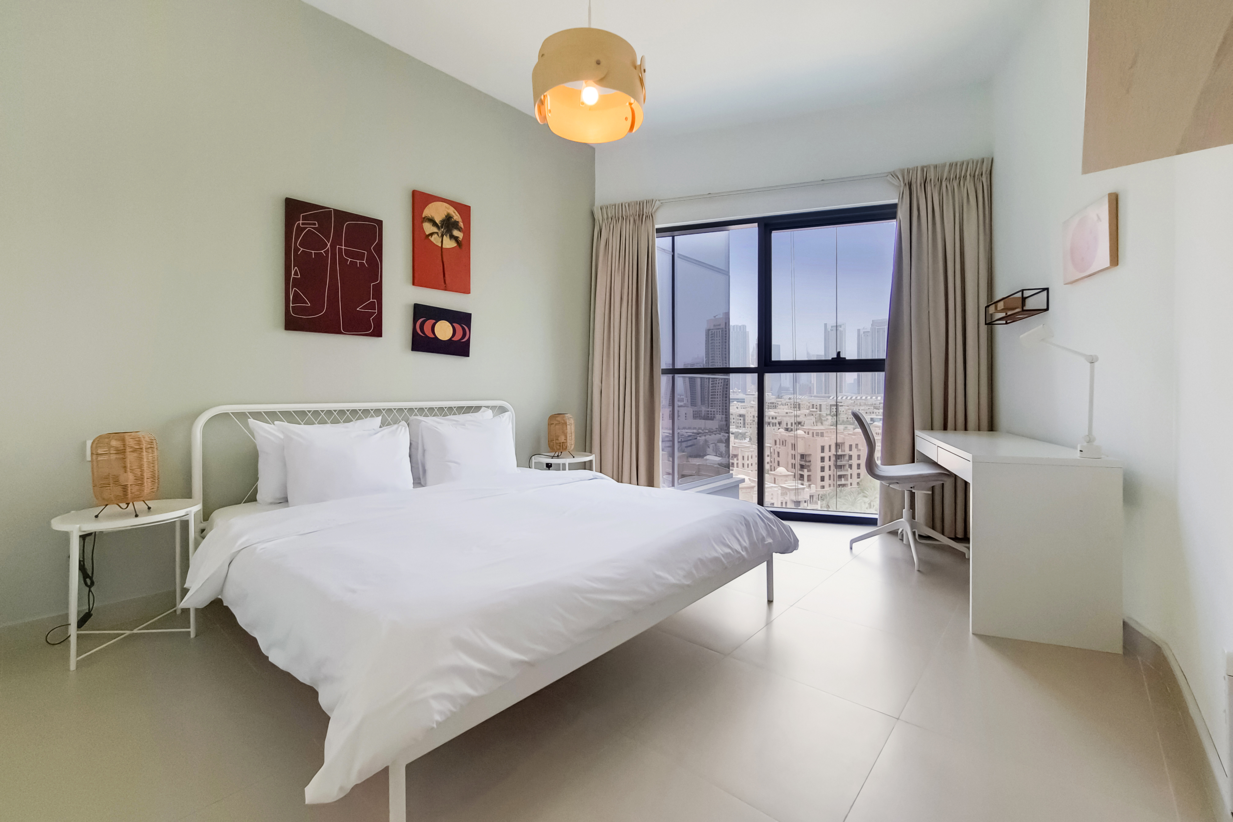 2 Bedrooms Apartment in Bellevue Tower 1