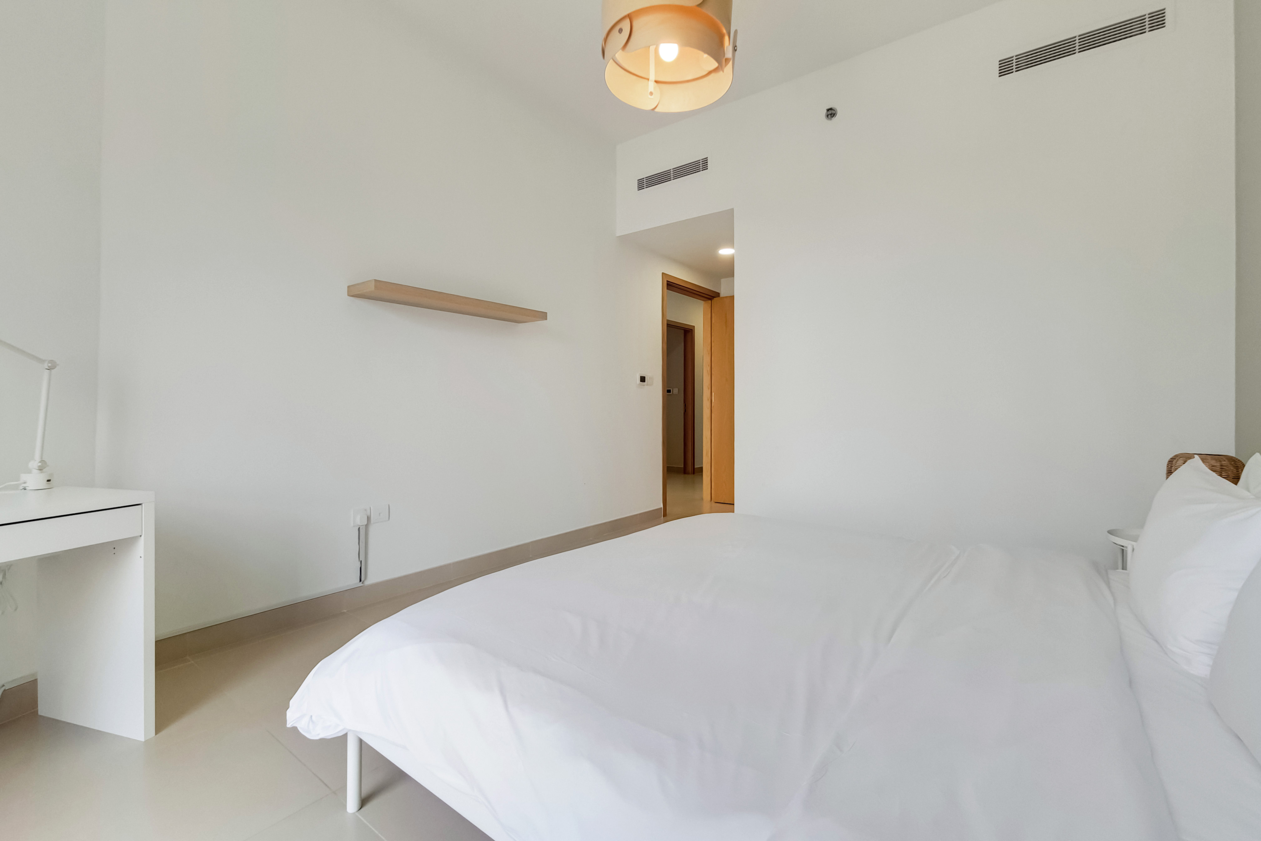 2 Bedrooms Apartment in Bellevue Tower 1