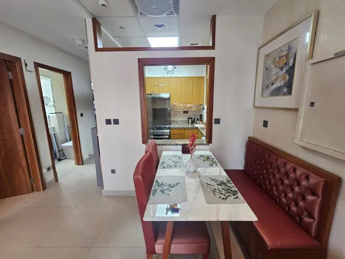 1 Bedroom Apartment in Bellevue Tower 2