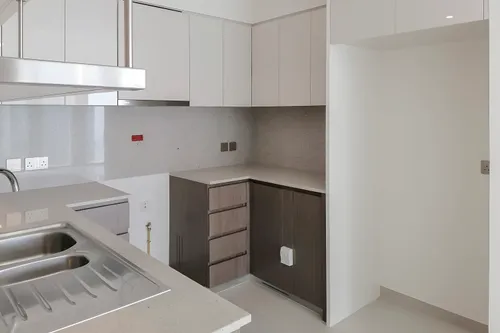 3 Bedrooms Apartment in Burj Royale
