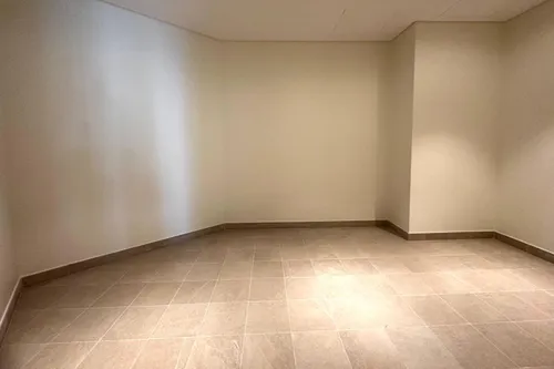 3 Bedrooms Apartment in Imperial Avenue