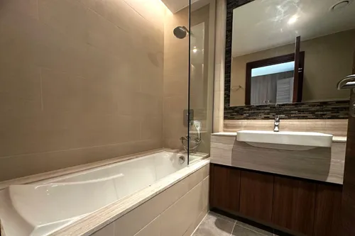 3 Bedrooms Apartment in Imperial Avenue