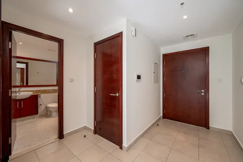 1 Bedroom Apartment in South Ridge 6