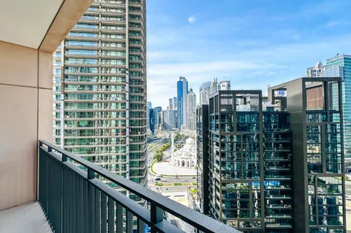 2 Bedrooms Apartment in Boulevard Crescent Tower 1