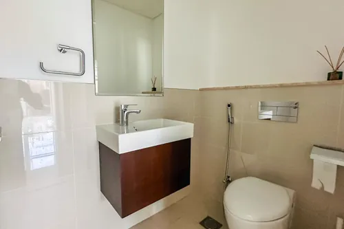 2 Bedrooms Apartment in Boulevard Crescent Tower 1