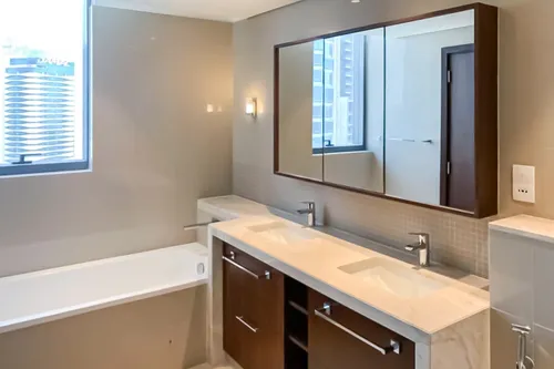 3 Bedrooms Apartment in Boulevard Point