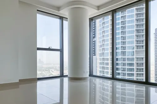 3 Bedrooms Apartment in Boulevard Point