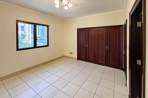 3 Bedrooms Apartment in Reehan 6