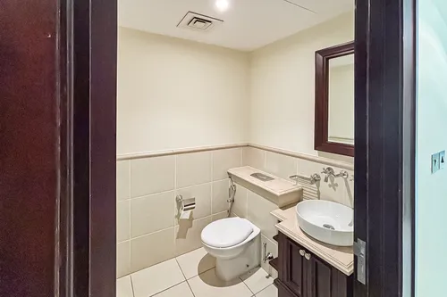 3 Bedrooms Apartment in Reehan 6