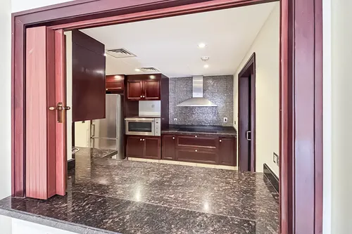 3 Bedrooms Apartment in Reehan 6