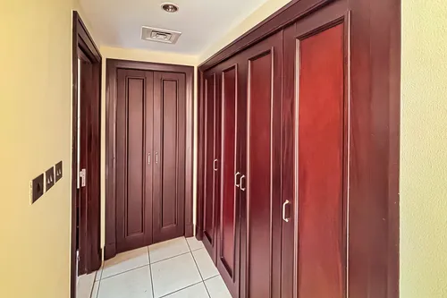 3 Bedrooms Apartment in Reehan 6