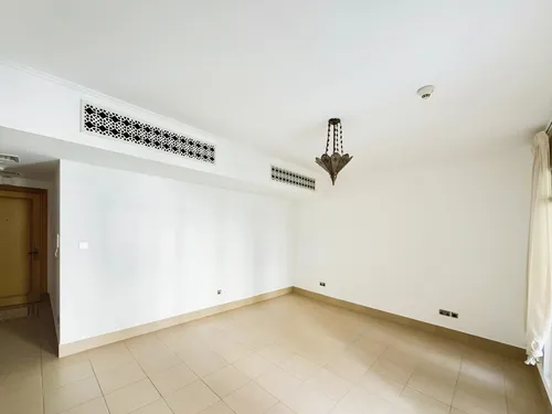 1 Bedroom Apartment in Miska 3