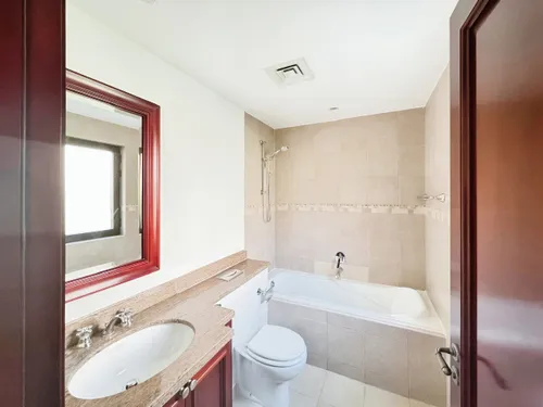 1 Bedroom Apartment in Miska 3