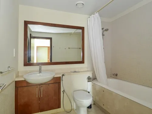 1 Bedroom Apartment in South Ridge 6