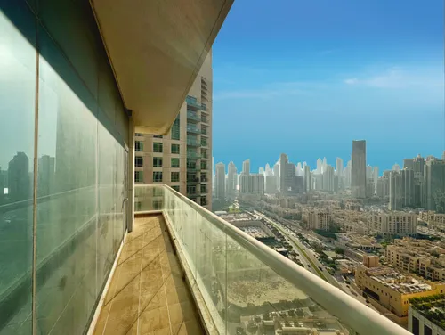 2 Bedrooms Apartment in Burj Al Nujoom