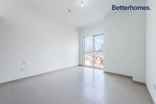 2 Bedrooms Apartment in Bellevue Tower 1