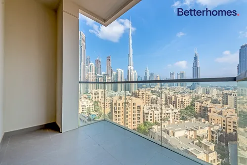 2 Bedrooms Apartment in Bellevue Tower 1