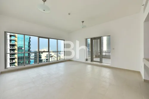 Corner 2 BR | Spacious Layout | Vacant Now