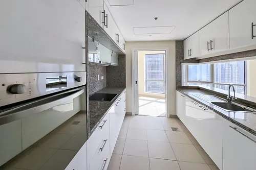2 Bedrooms Apartment in South Ridge 4