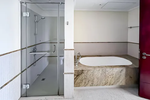 2 Bedrooms Apartment in South Ridge 4