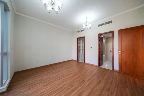 3 Bedrooms Apartment in The Residences 8
