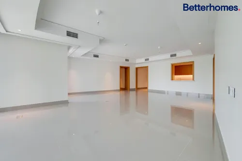 3 Bedrooms Apartment in Opera Grand