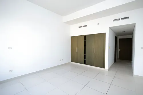 2 Bedrooms Apartment in The Lofts West