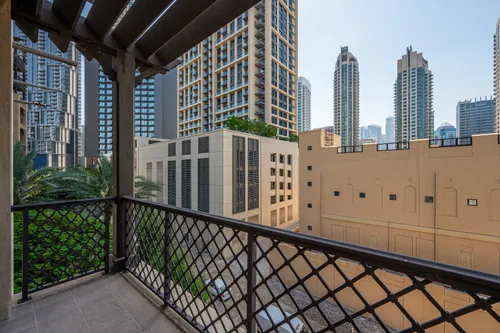 3 Bedrooms Apartment in Yansoon 6