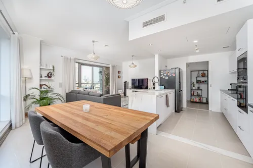 2 Bedrooms Apartment in South Ridge 3