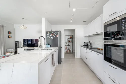 2 Bedrooms Apartment in South Ridge 3