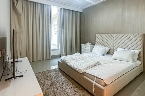 5 Bedrooms Apartment in Opera Grand