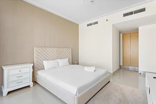 5 Bedrooms Apartment in Opera Grand