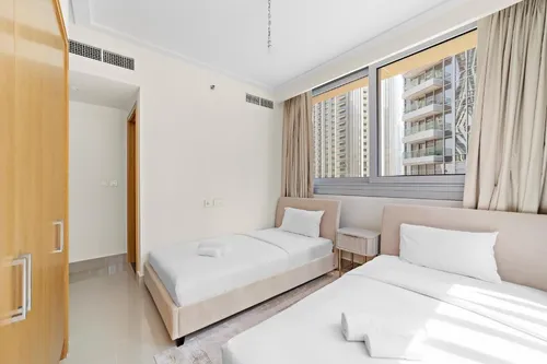 5 Bedrooms Apartment in Opera Grand