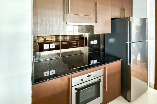 3 Bedrooms Apartment in Burj Daman