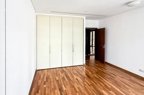 3 Bedrooms Apartment in Burj Daman